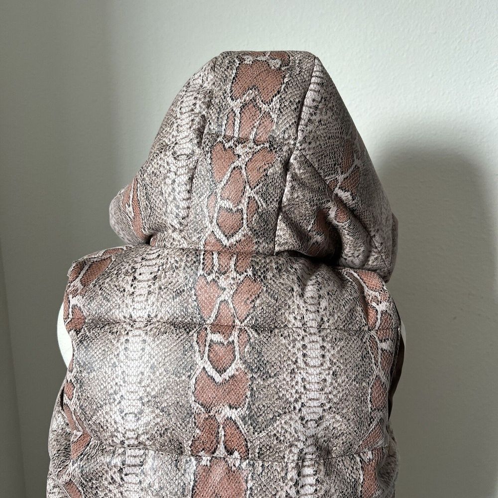 Unreal Fur Python Puffer Vest Snakeprint Pink Taupe Quilted Hooded XS NEW - Picture 13 of 13
